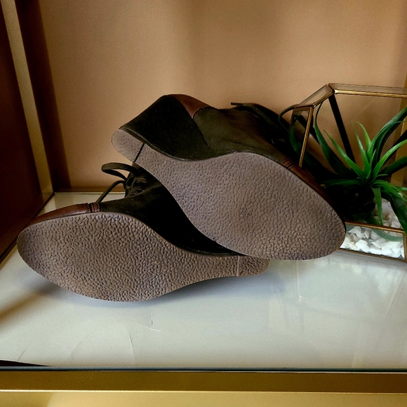 Lace up army style wedges - Picture 3 of 7